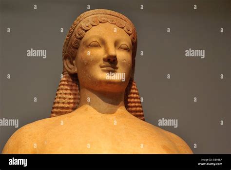 The Archaische Kopf Sculpture: An Intriguing Glimpse into 7th Century German Art!